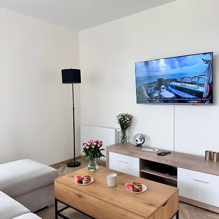 Apartamento Maya's Flats & 101 Sea View - 3 Pokojowy Z Widokiem Na Morze Na Letnicy