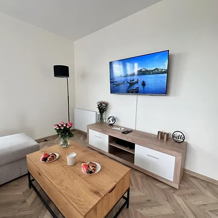 Apartamento Maya's Flats & 101 Sea View - 3 Pokojowy Z Widokiem Na Morze Na Letnicy *
